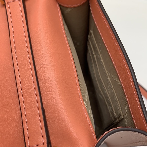 MICHAEL KORS Carmen Small Color-Block  Phone Crossbody Bag POWDER BLUSH MULTI - Picture 15 of 16